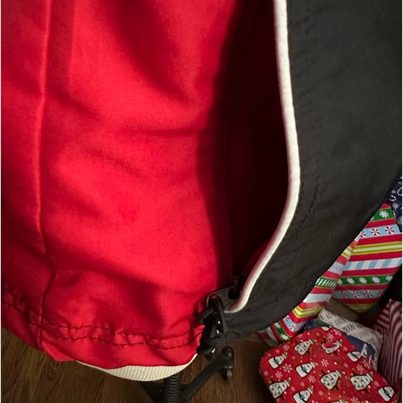 NORTH END 🏈 Women’s Black & Red Full Zip
‘UGA BULLDOGS’ Lined Jacket - Size M - Picture 12 of 14